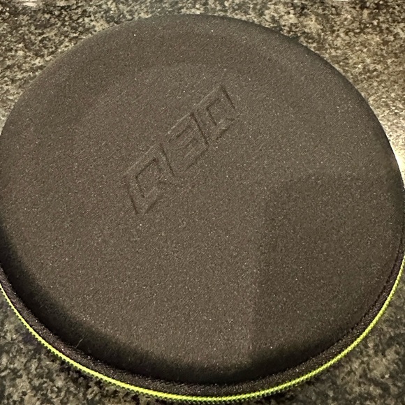 Q30 Q-Collar Size 16 - Picture 8 of 13